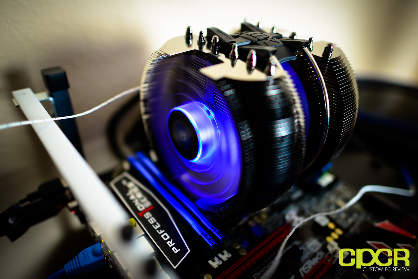 [تصویر:  zalman-cnps-12x-custom-pc-review-10.jpg]