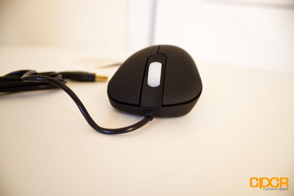 ZOWIE EC1 eVo Black Professional Gaming Mouse Review 6