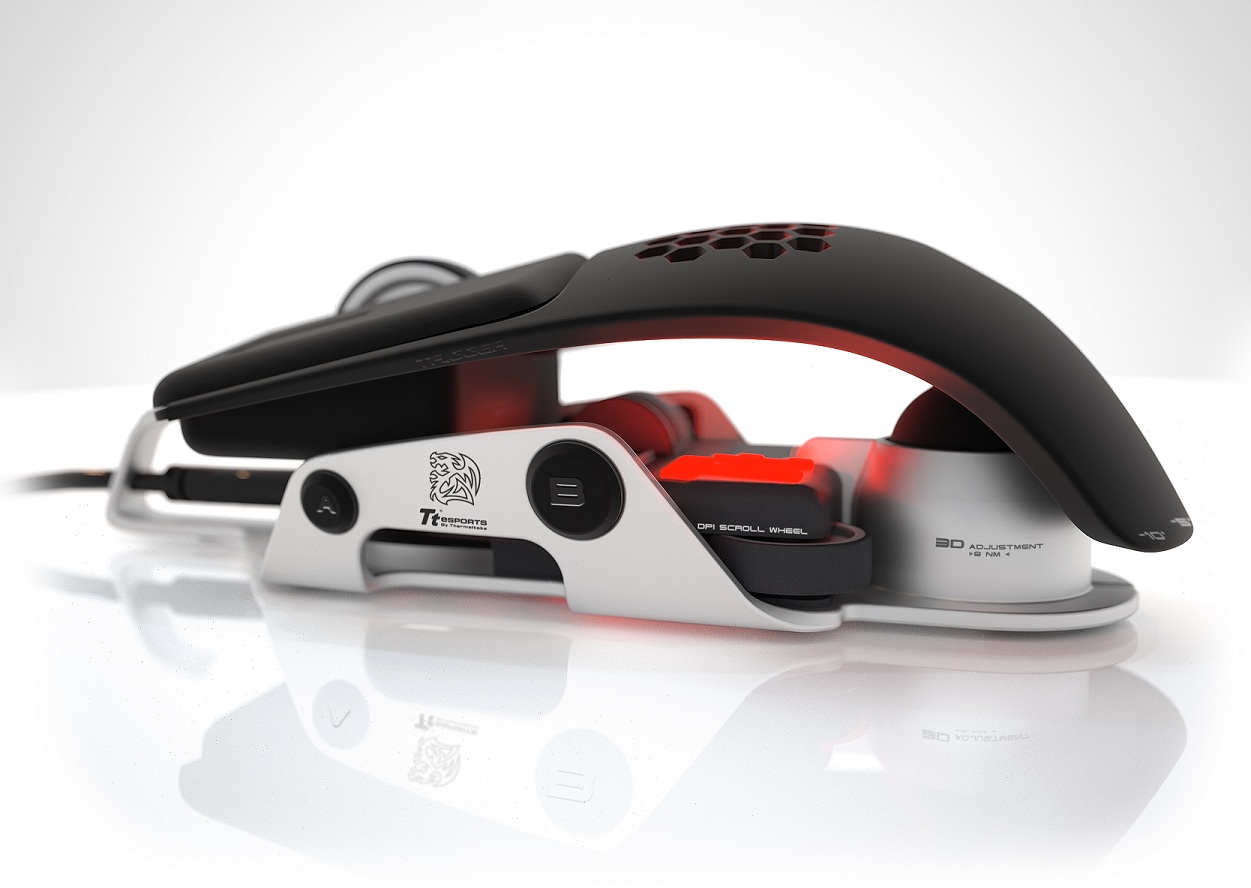 Thermaltake and BMW Unveil Level 10 M Gaming Mouse