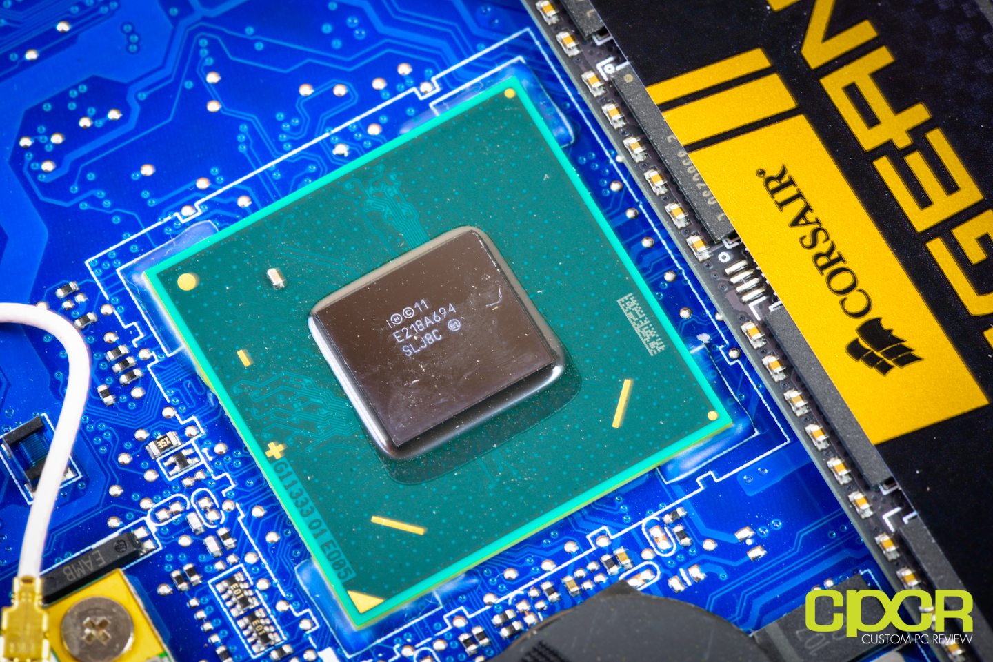Intel r 7 series chipset. Hm77 чипсет. Чипсет 77 Intel. Intel hm77 Express. Чипсет hm77 Aida.