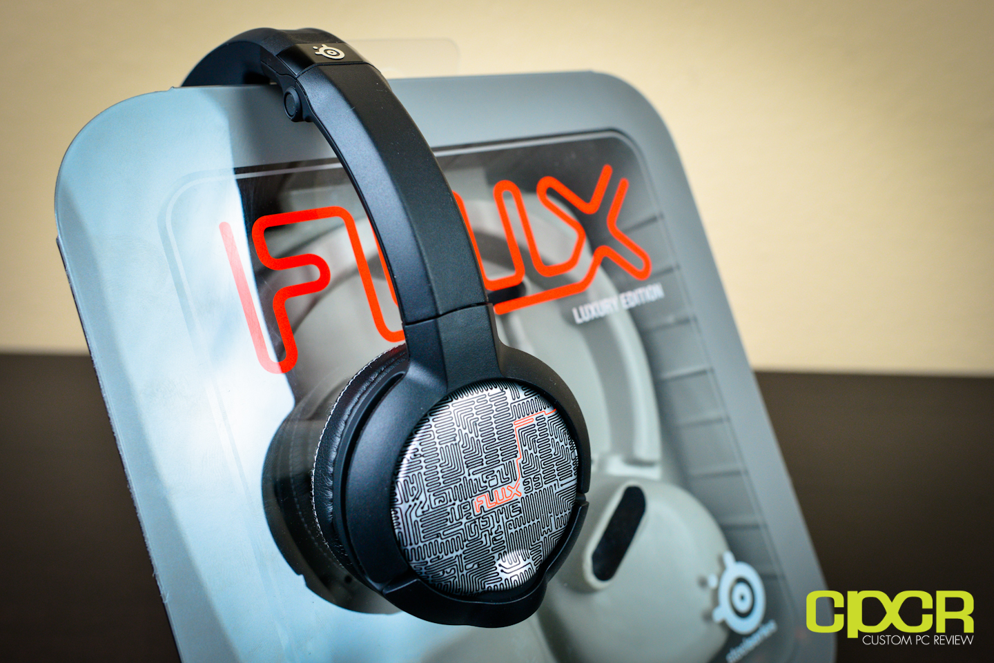 SteelSeries Flux Luxury Edition Review Custom PC Review