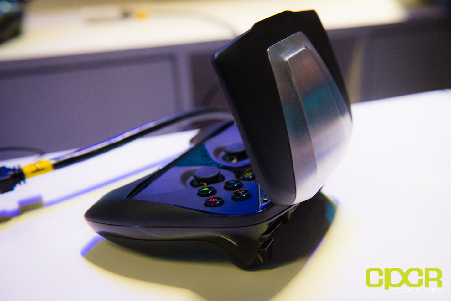 Project Shield : la console portable sous Android par NVidia - Numerama