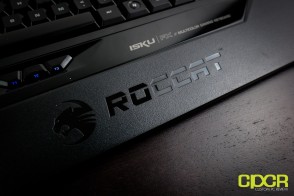 roccat-isku-fx-gaming-keyboard-custom-pc-review-15