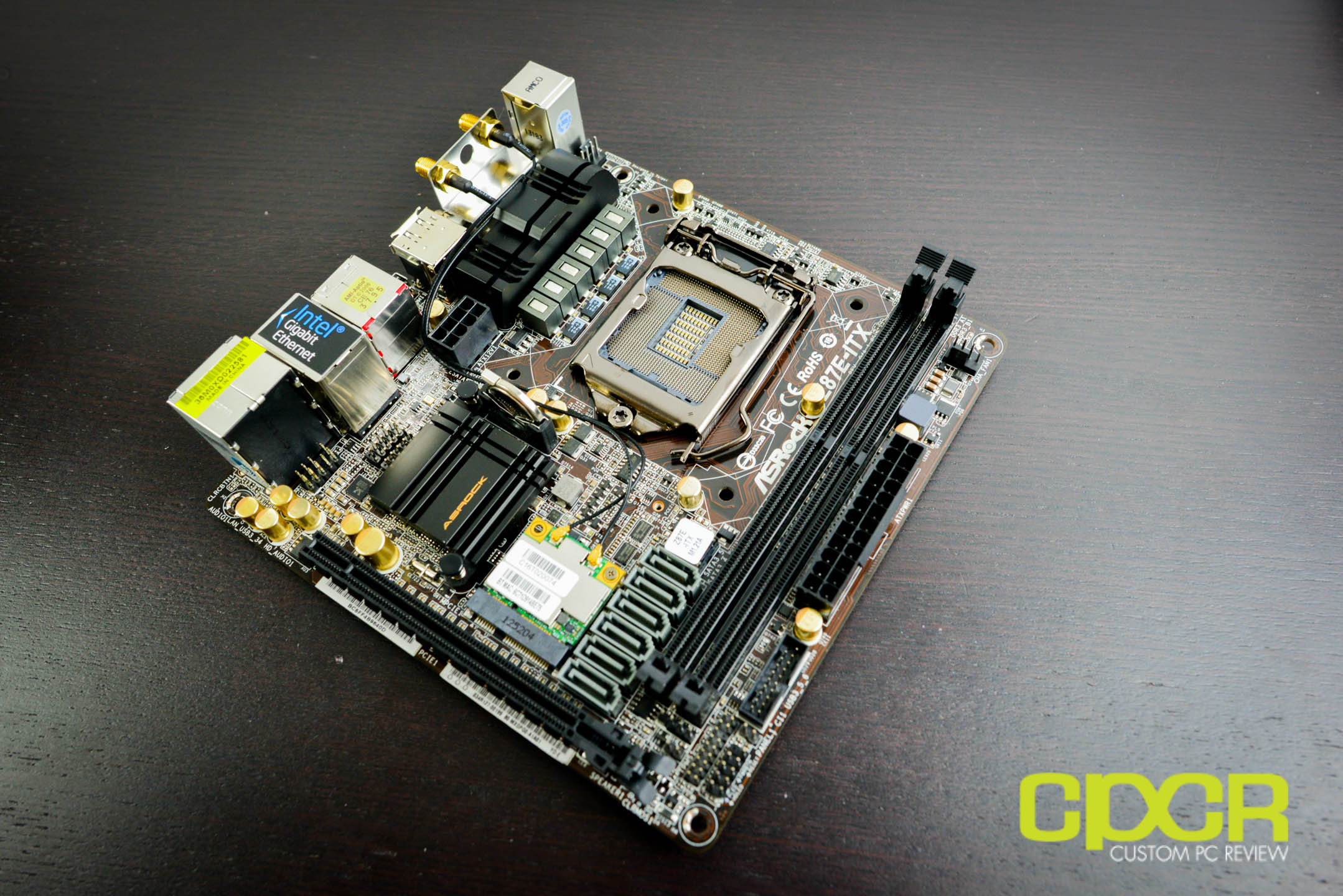 Review: ASRock Z87E-ITX Mini-ITX Motherboard