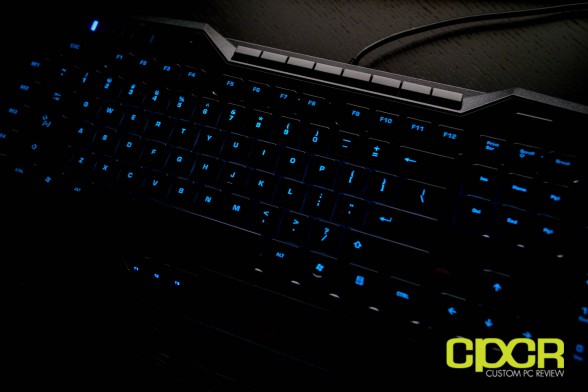 roccat-isku-fx-kone-xtd-gaming-peripherals-custom-pc-review-2