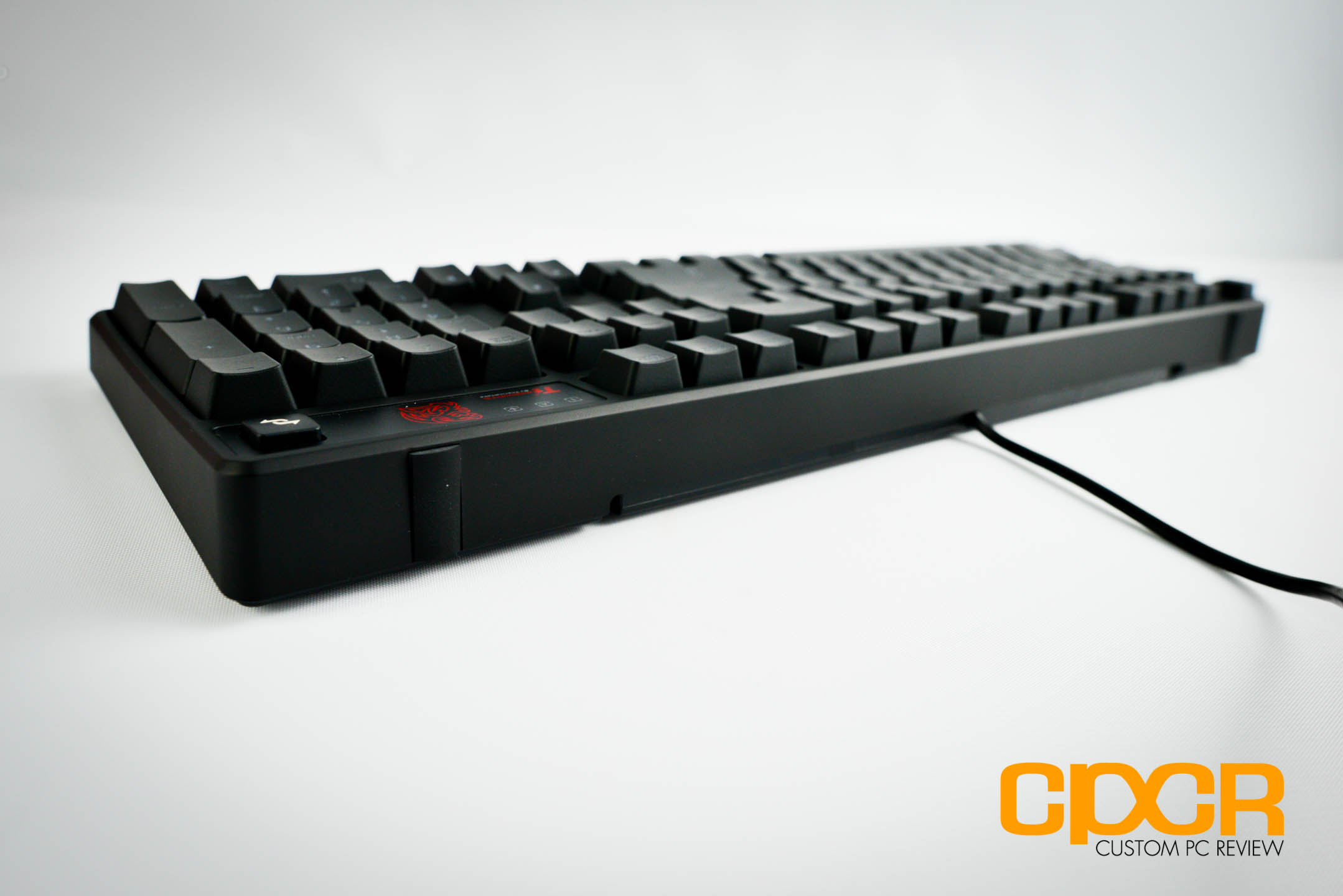 Review: Thermaltake Tt eSports Poseidon Illuminated Mechanical Gaming Keyboard