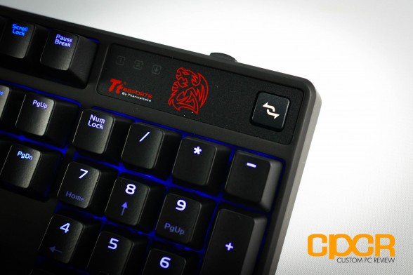 thermaltake-ttesports-poseidon-z-mechanical-gaming-keyboard-custom-pc-review-8