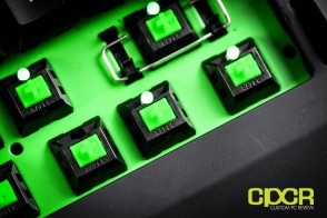 razer-blackwidow-ultimate-2014-mechanical-gaming-keyboard-green-custom-pc-review-25