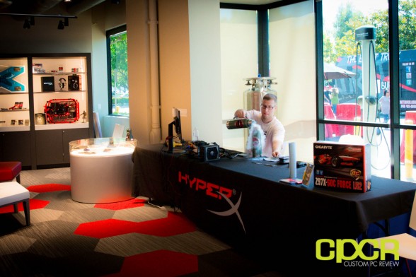 2014-kingston-hyperx-open-house-custom-pc-review-3