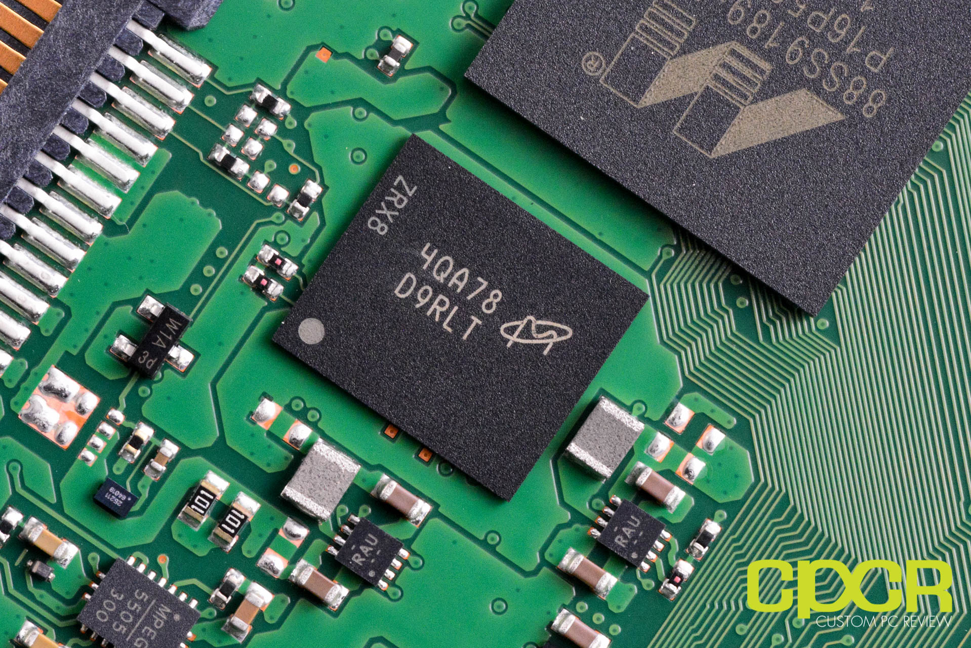 Чип памяти ssd. Micron m600. Чипы памяти SSD. Micron SSD Chip. Чипы памяти микрон.