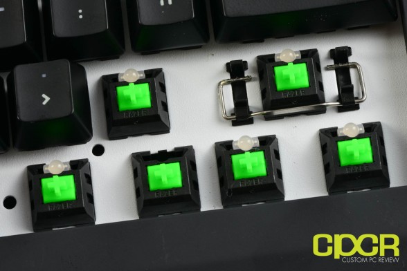 razer-chroma-deathadder-blackwidow-ultimate-kraken-custom-pc-review-55