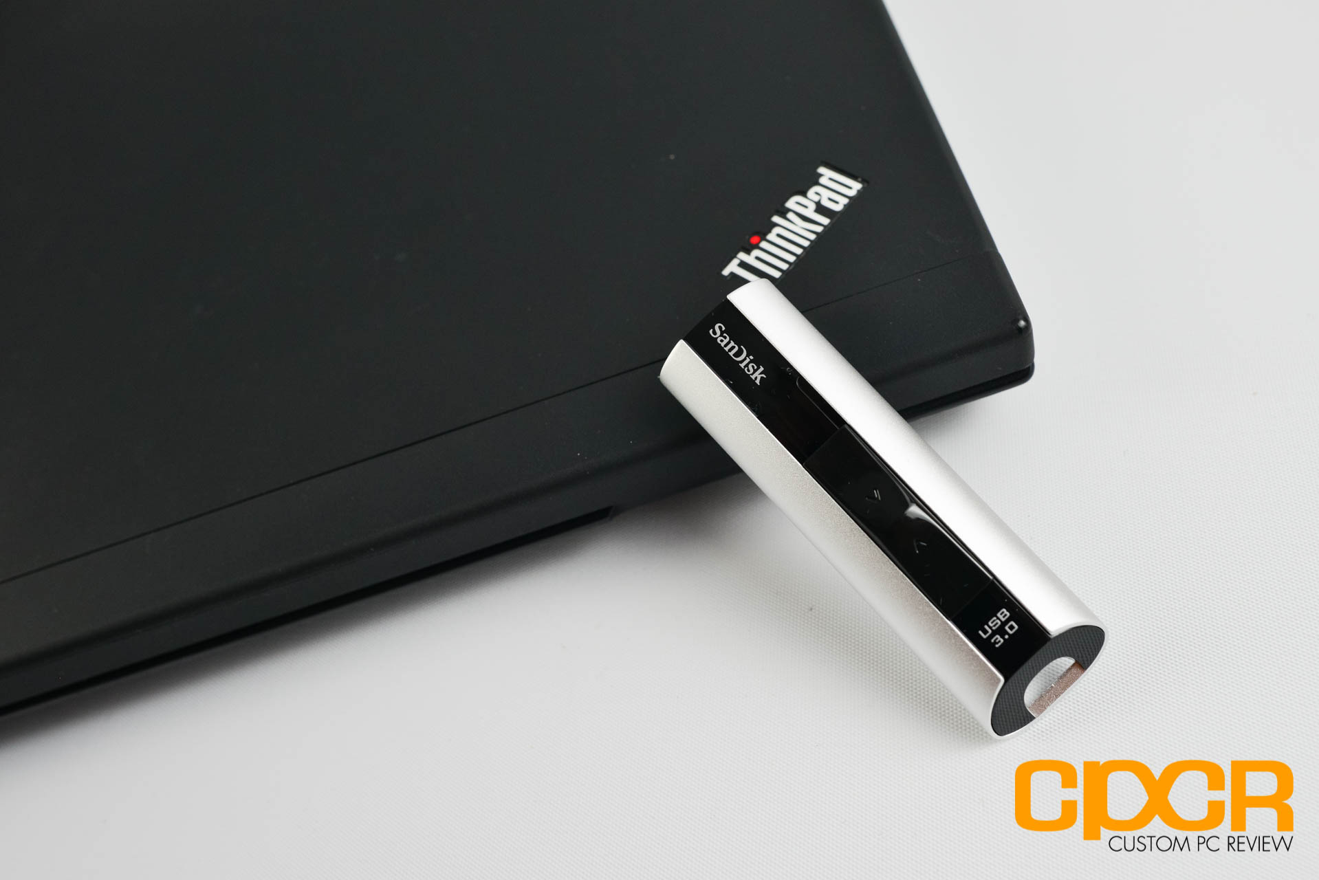 Gensidig kiwi Mig selv Review: SanDisk Extreme PRO 128GB USB 3.0 Flash Drive | Custom PC Review