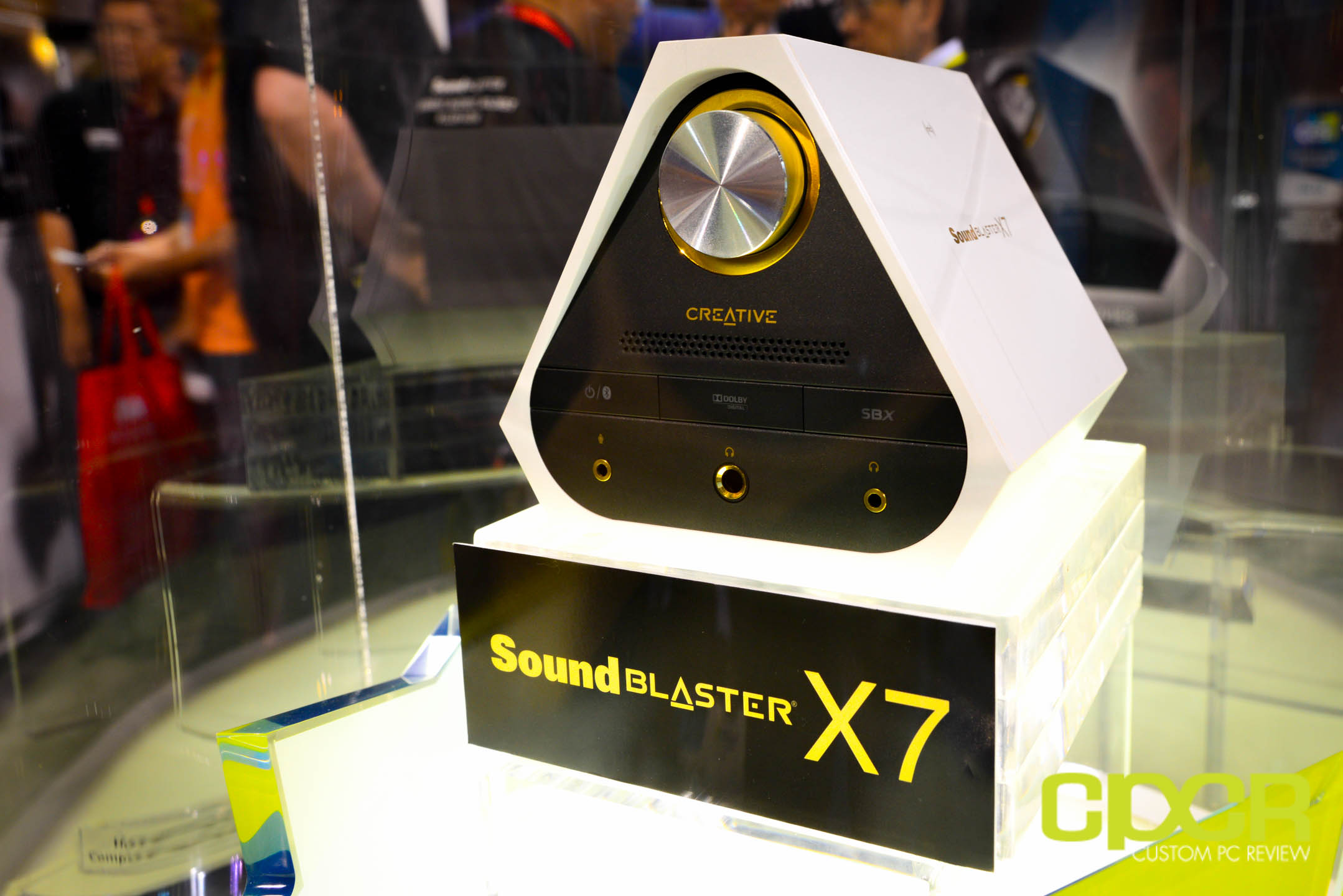 CES 2015: Creative’s Sound Blaster X7 Packs DAC, 100w Amp, 1 Ohm Headphone Amp Under $500