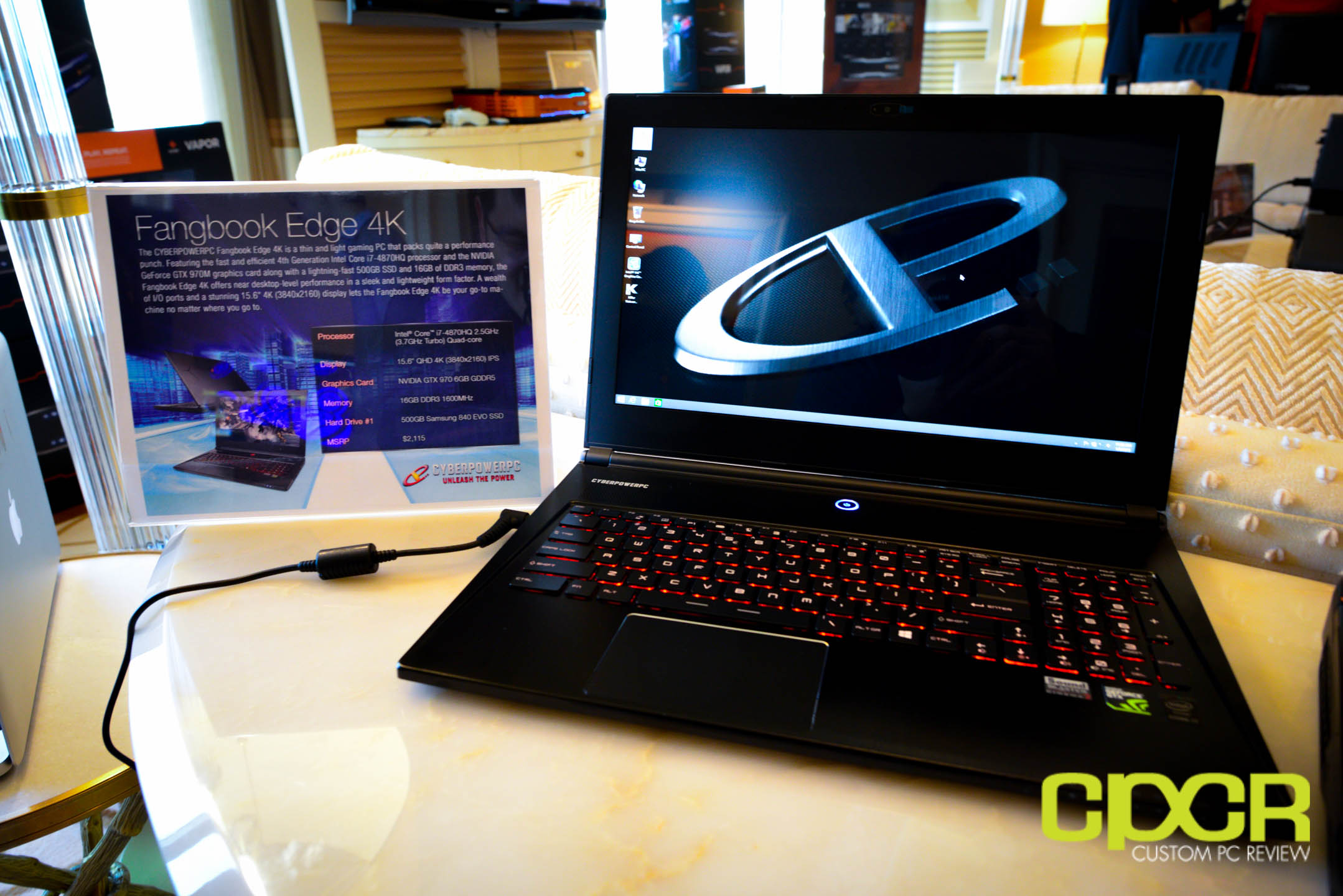 CES 2015: CyberPowerPC Fangbook Edge 3K, Fangbook III Extreme Gaming Notebooks