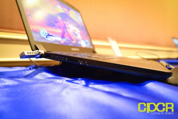 gigabyte-brix-broadwell-notebooks-ces-2015-custom-pc-review-10