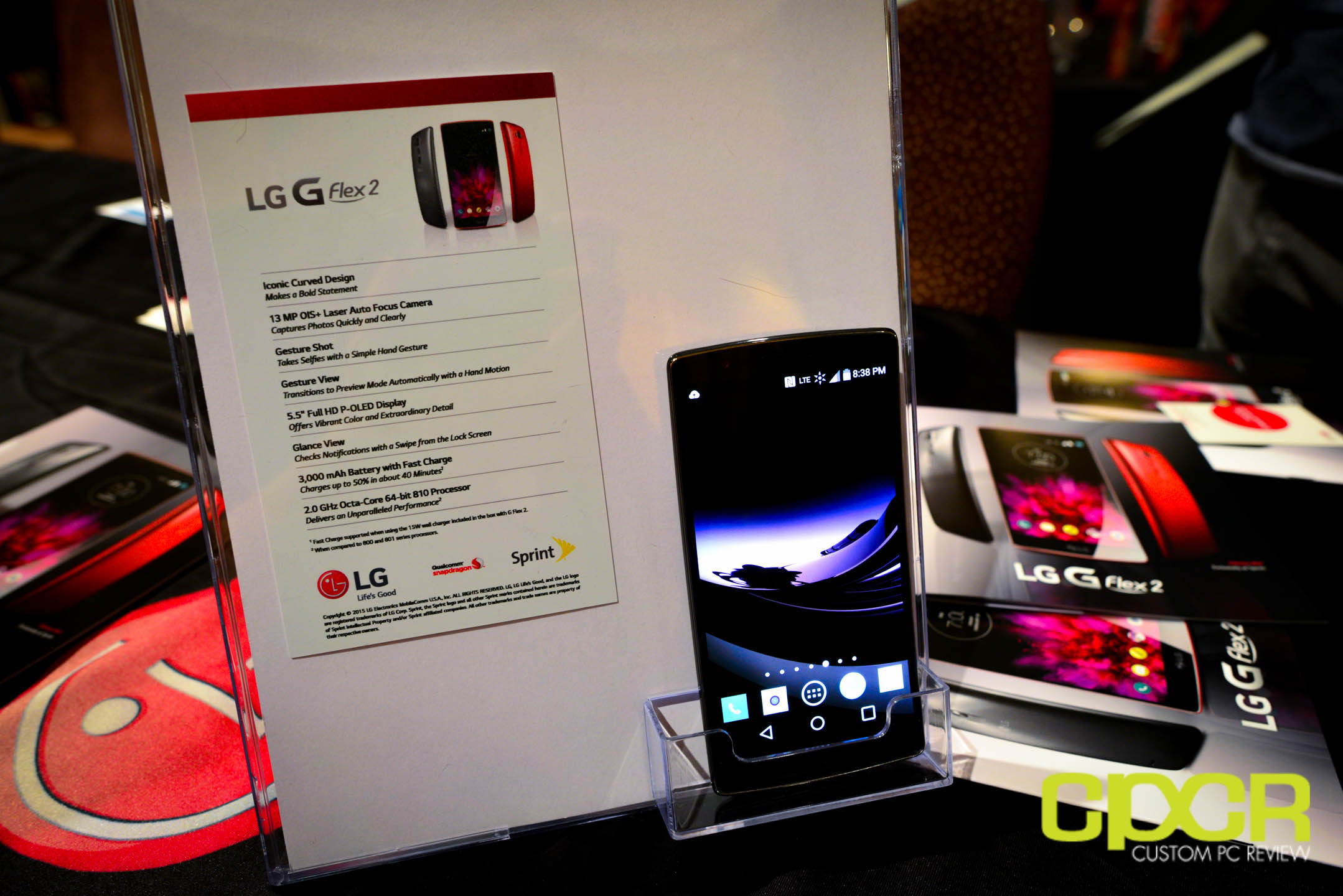 CES 2015: LG Displays G Flex 2 Smartphone