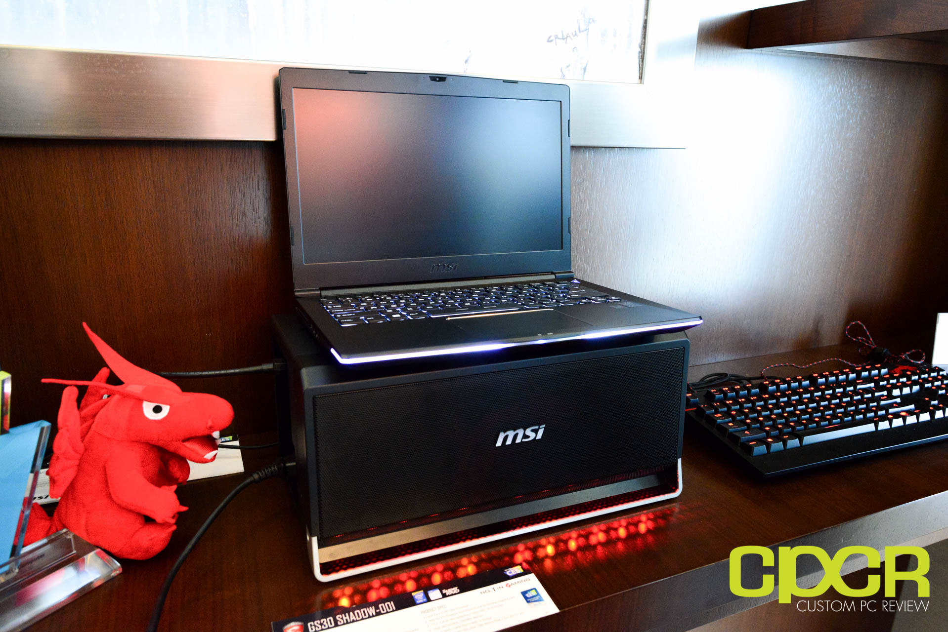 CES 2015: MSI’s GS30 Shadow 13.3″ Gaming Laptop, Gaming Dock