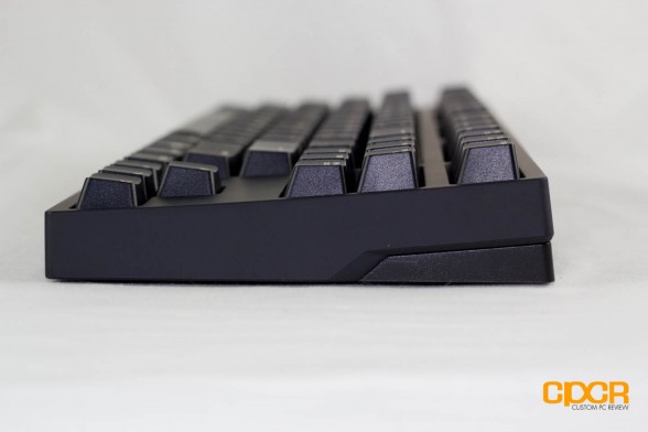 cooler-master-novatouch-tkl-custom-pc-review-7