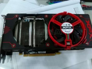 amd-r9-380x-custom-pc-review-1