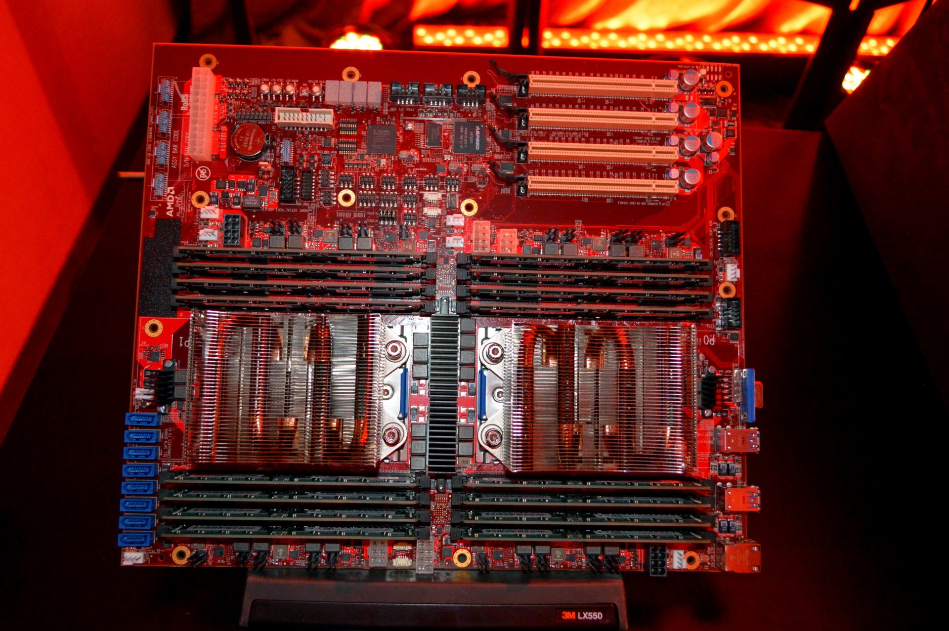 AMD 32-Core Zen Based Naples CPU Benchmarks Leaked in Geekbench Database