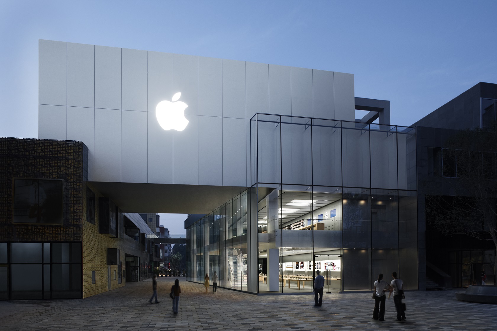 Apple Building $45 Million Hardware Development Facility in China