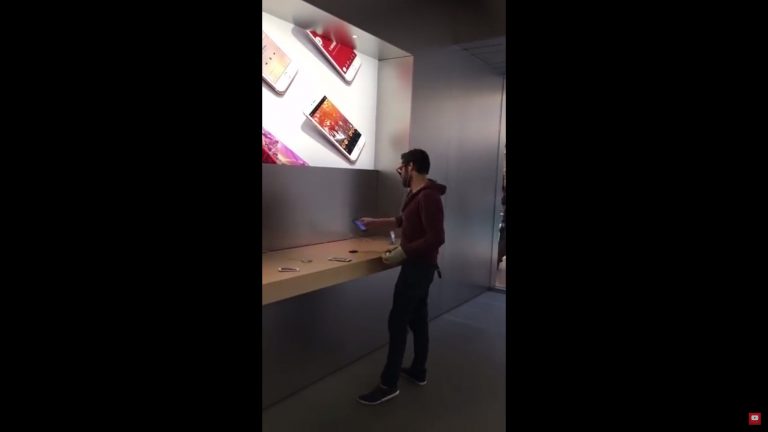 Guy Smashes iPhones, MacBook in French Apple Store with a Metal Ball