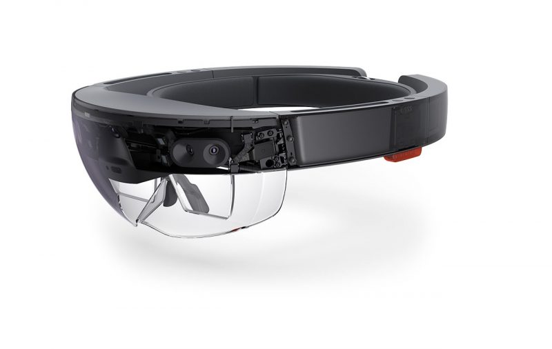 microsoft-hololens-press-image-1