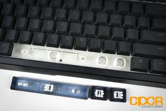 razer-ornata-chroma-gaming-keyboard-custom-pc-review-7
