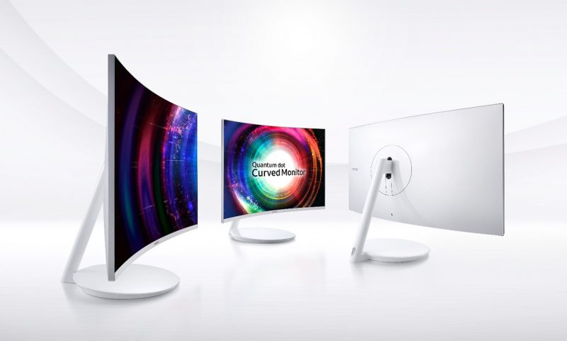 samsung ch711 quantum dot curved monitor press image