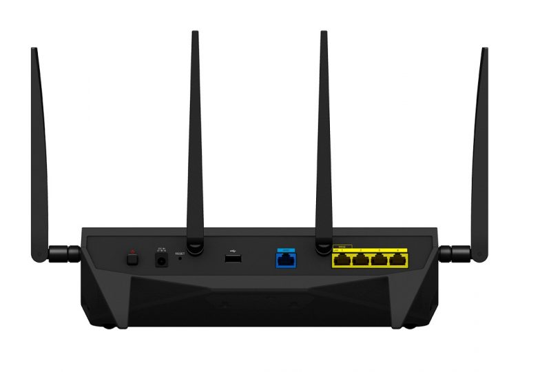 synology rt2600ac router press image 2