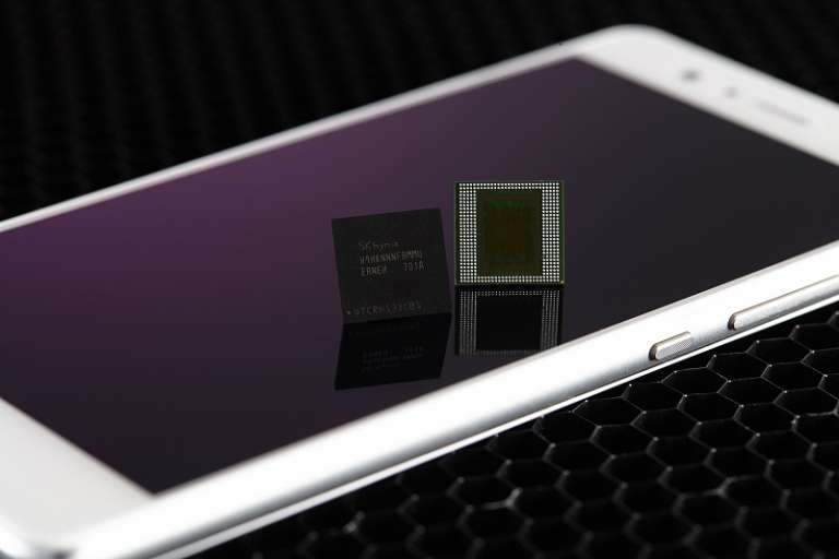 SK Hynix Launches First 8GB LPDDR4X Mobile DRAM