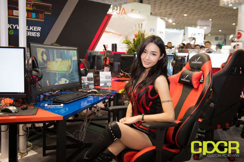 computex booth babes 2017 custom pc review 9634